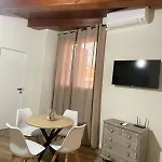 아파트 Rifugio Urbano Bologna Vicino Fiera, Airport&unipol Arena Parcheggio Pvt 칼더라라디레노